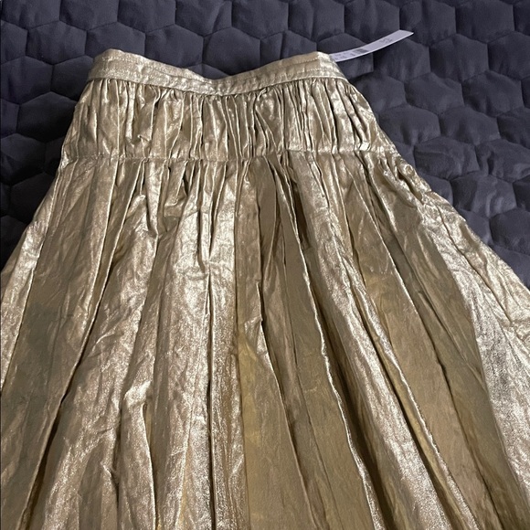 Shiny Gold Skater Skirt - Picture 5 of 5